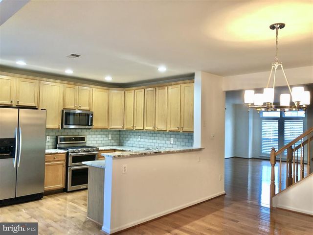 1981 LOGAN MANOR DR, Reston, VA 20190