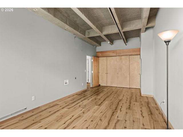 900 Ne 81ST Ave 207, Portland, OR 97213