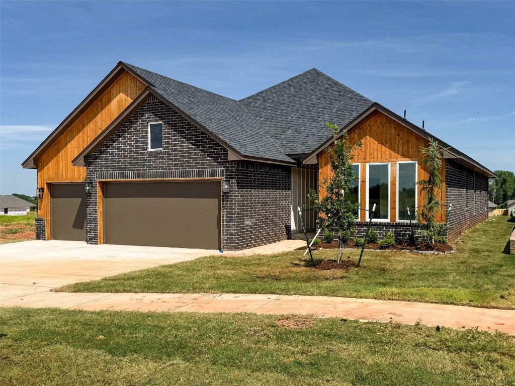 225 Sage Brush Way, Edmond, OK 73025