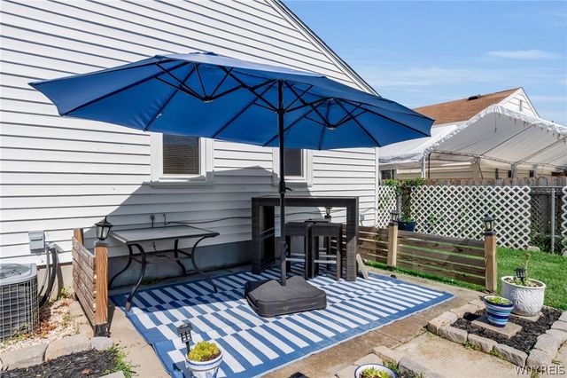 567 74th Street, Niagara Falls, NY 14304