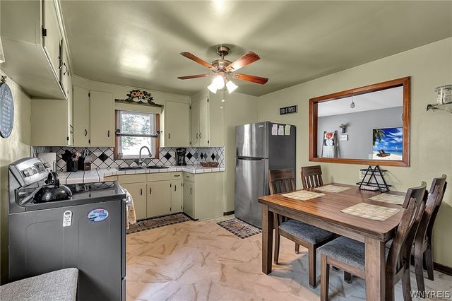 567 74th Street, Niagara Falls, NY 14304