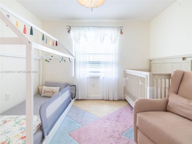 903 NW 167th Ave, Pembroke Pines, FL 33028