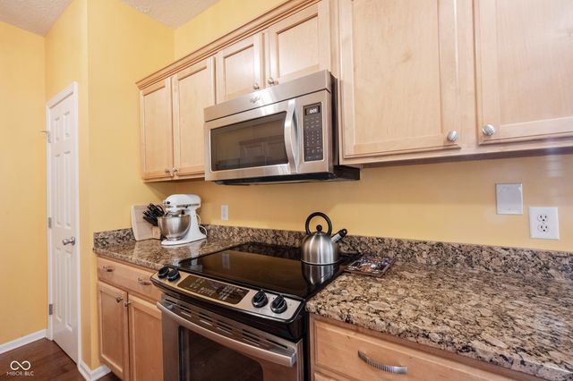 5844 Arrowleaf Lane, Carmel, IN 46033