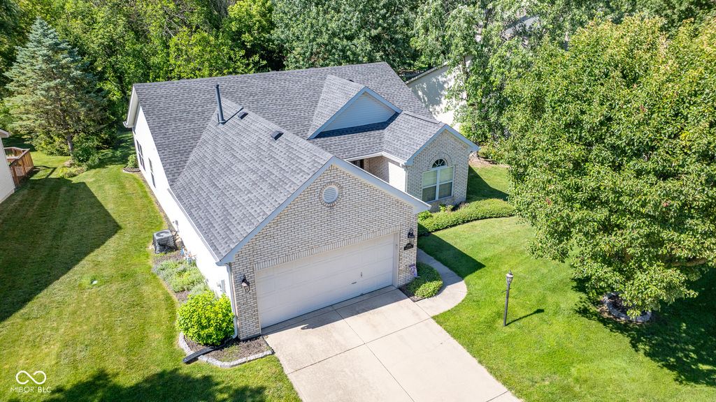 5844 Arrowleaf Lane, Carmel, IN 46033