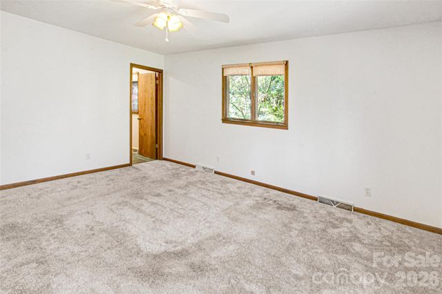 540 Chickadee Lane, Brevard, NC 28712