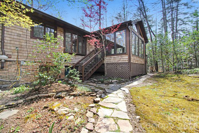 540 Chickadee Lane, Brevard, NC 28712