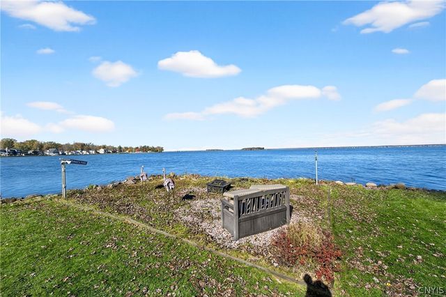 7171 Lakeshore Road, Cicero, NY 13030