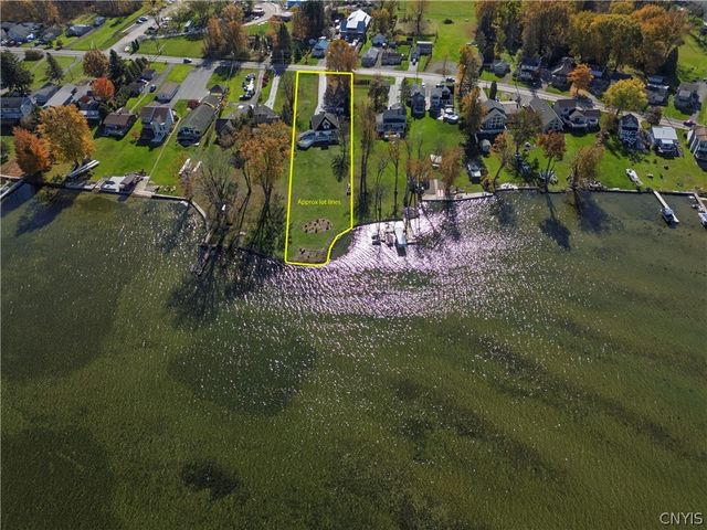 7171 Lakeshore Road, Cicero, NY 13030