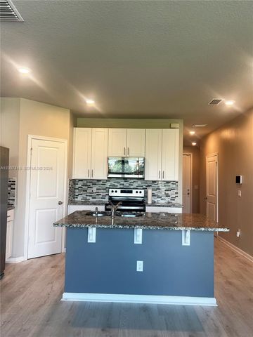 6349 Topsail Dr, West Palm Beach, FL 33413