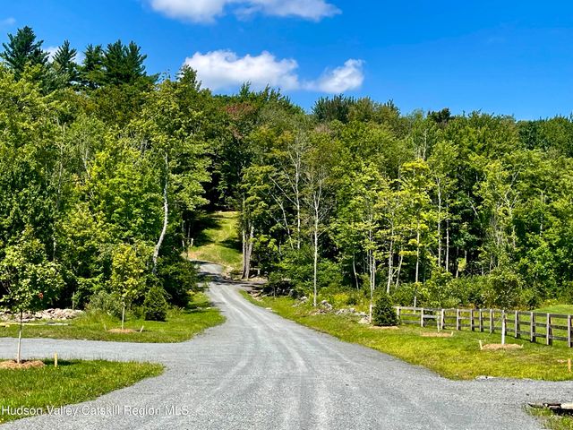 4 Windham Farms Road, Windham, NY 12496