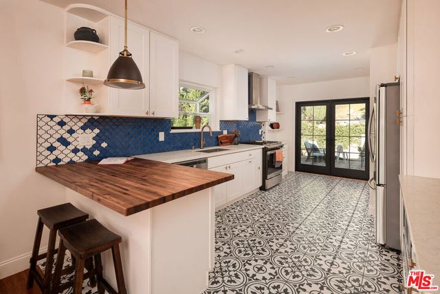 3639 Roderick Road, Los Angeles, CA 90065