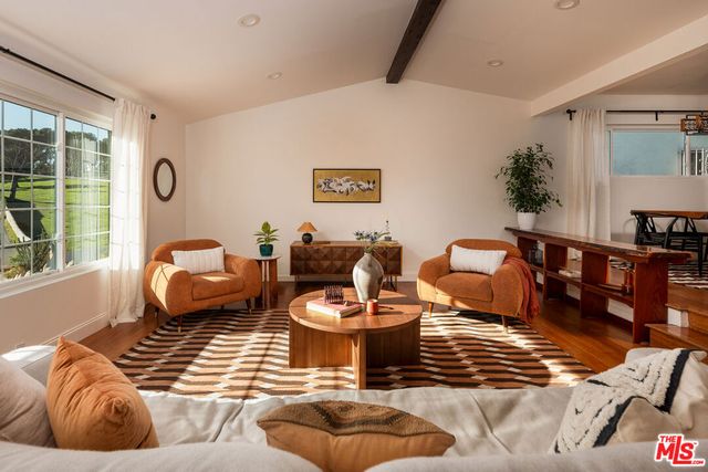 3639 Roderick Road, Los Angeles, CA 90065