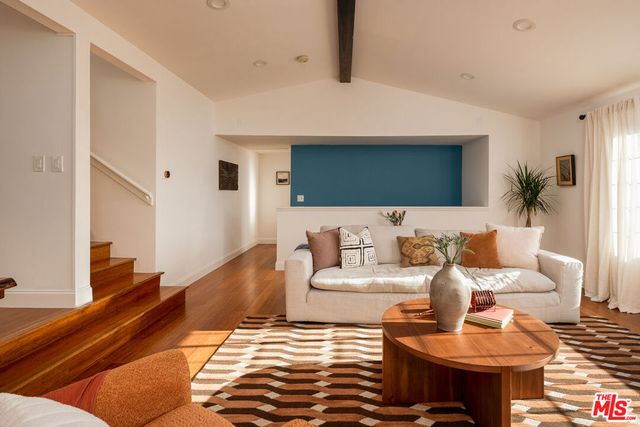 3639 Roderick Road, Los Angeles, CA 90065