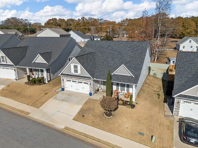 205 Loxley Drive, Simpsonville, SC 29680