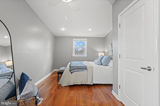 3021 24TH ST NE, Washington, DC 20018