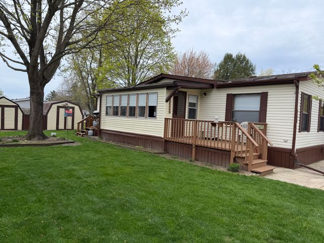 157 Apple Court, Muskegon, MI 49445