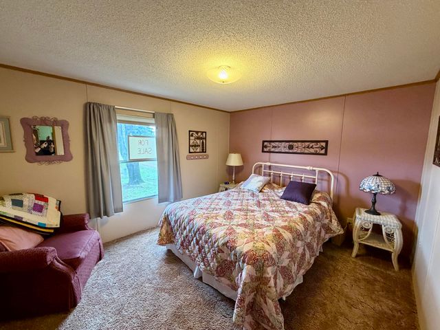 157 Apple Court, Muskegon, MI 49445
