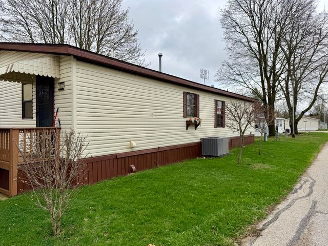 157 Apple Court, Muskegon, MI 49445
