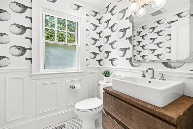 78 Bacon Street, Winchester, MA 01890