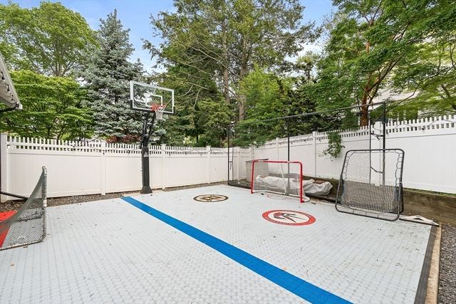 78 Bacon Street, Winchester, MA 01890