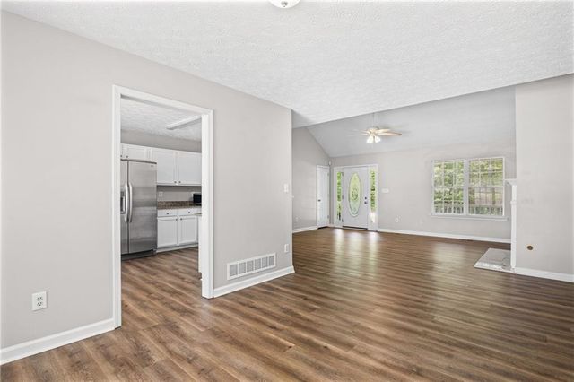 70 Aberdeen Place, Acworth, GA 30101