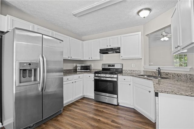 70 Aberdeen Place, Acworth, GA 30101