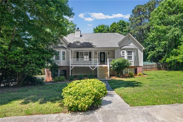 70 Aberdeen Place, Acworth, GA 30101
