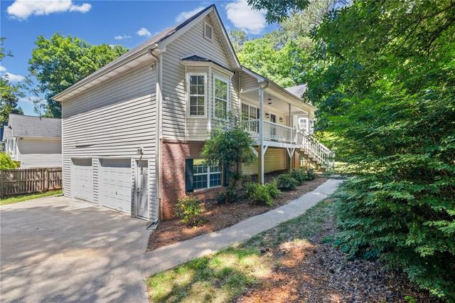 70 Aberdeen Place, Acworth, GA 30101