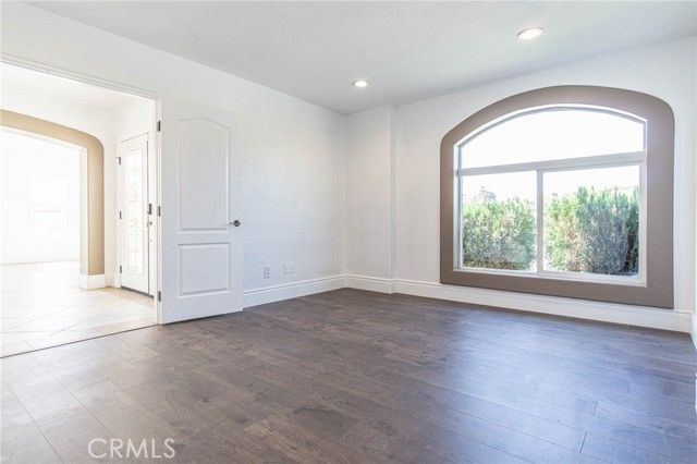 16245 Ridge View Drive, Apple Valley, CA 92307