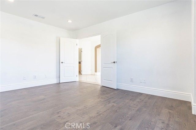 16245 Ridge View Drive, Apple Valley, CA 92307