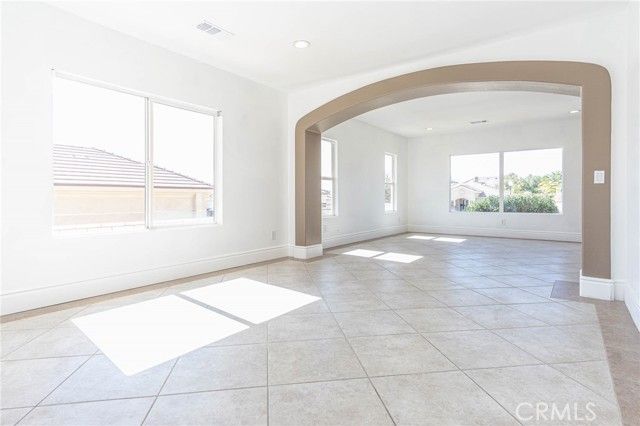 16245 Ridge View Drive, Apple Valley, CA 92307