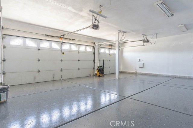 16245 Ridge View Drive, Apple Valley, CA 92307