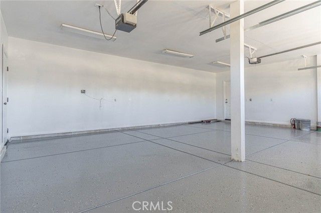 16245 Ridge View Drive, Apple Valley, CA 92307