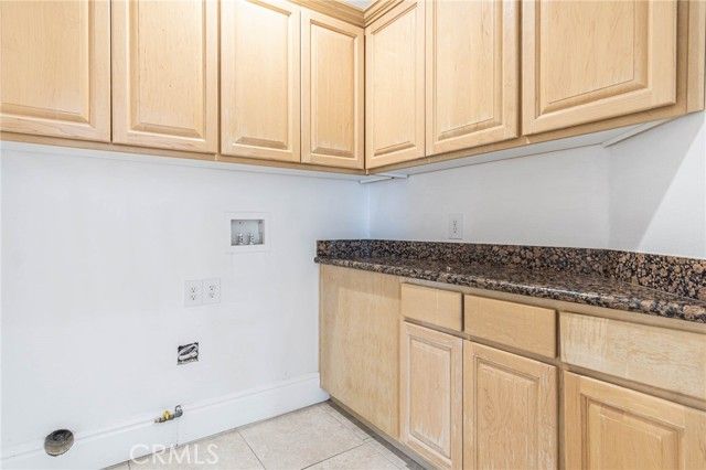 16245 Ridge View Drive, Apple Valley, CA 92307