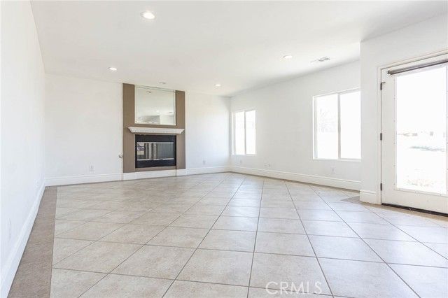 16245 Ridge View Drive, Apple Valley, CA 92307