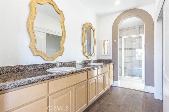 16245 Ridge View Drive, Apple Valley, CA 92307