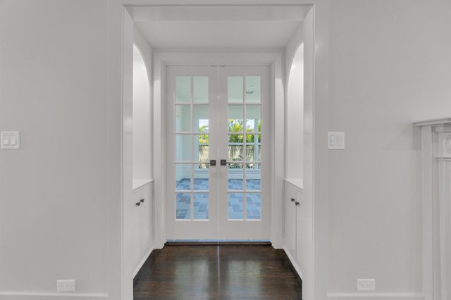 4015 Washington Road, West Palm Beach, FL 33405