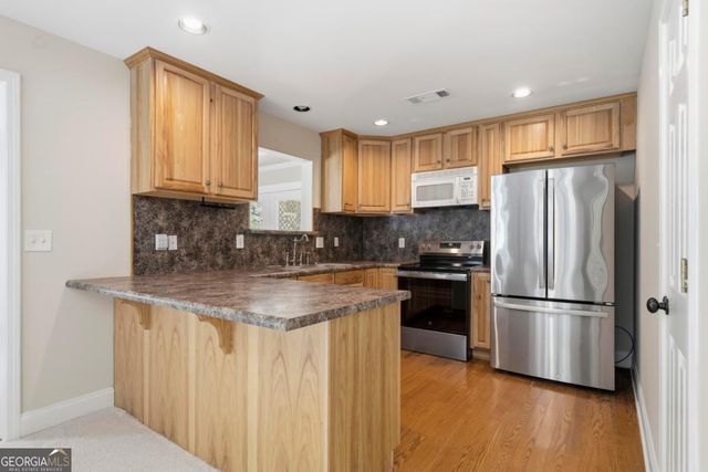 280 E Riverbend Drive, Eatonton, GA 31024