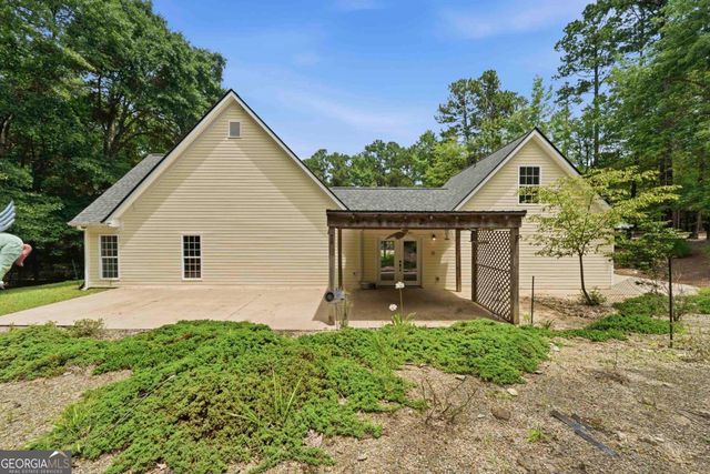 280 E Riverbend Drive, Eatonton, GA 31024