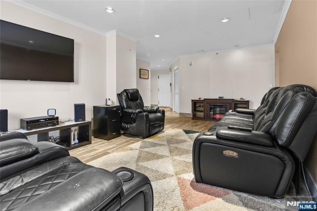 326 Prospect Avenue 1A, Hackensack, NJ 07601
