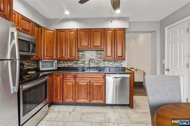 326 Prospect Avenue 1A, Hackensack, NJ 07601