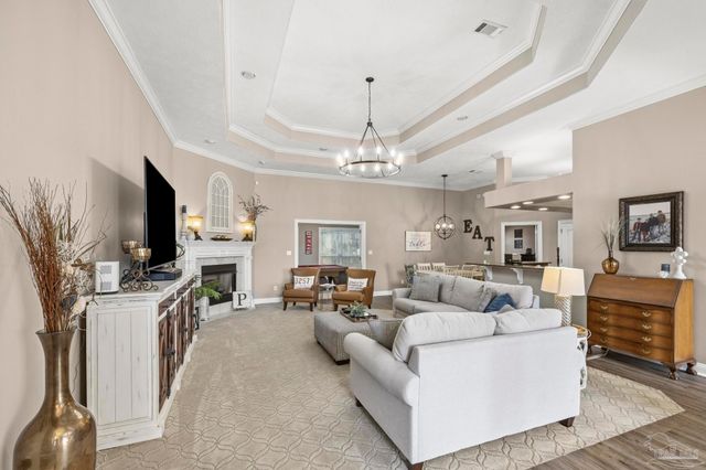 5674 English Turn Dr, Pace, FL 32571