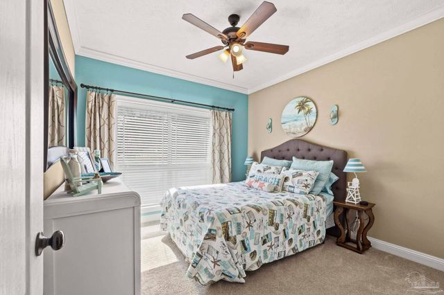 5674 English Turn Dr, Pace, FL 32571