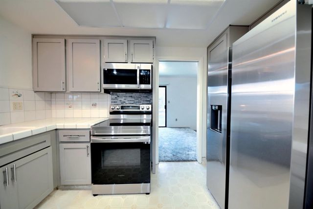 3704 Corte Madera Ave, Modesto, CA 95356