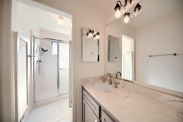 3704 Corte Madera Ave, Modesto, CA 95356