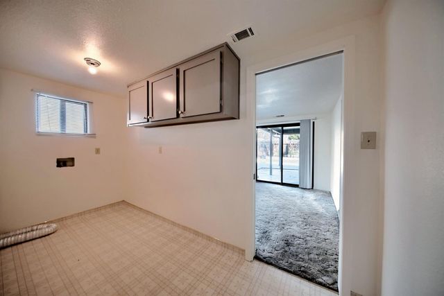 3704 Corte Madera Ave, Modesto, CA 95356