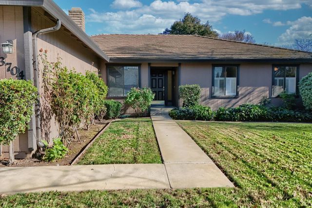 3704 Corte Madera Ave, Modesto, CA 95356
