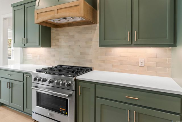 265 Middleton Place Drive, Benton, AR 72019