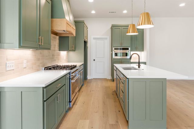 265 Middleton Place Drive, Benton, AR 72019