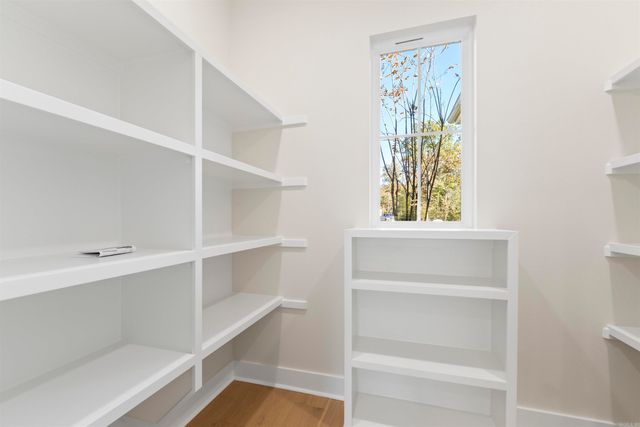 265 Middleton Place Drive, Benton, AR 72019